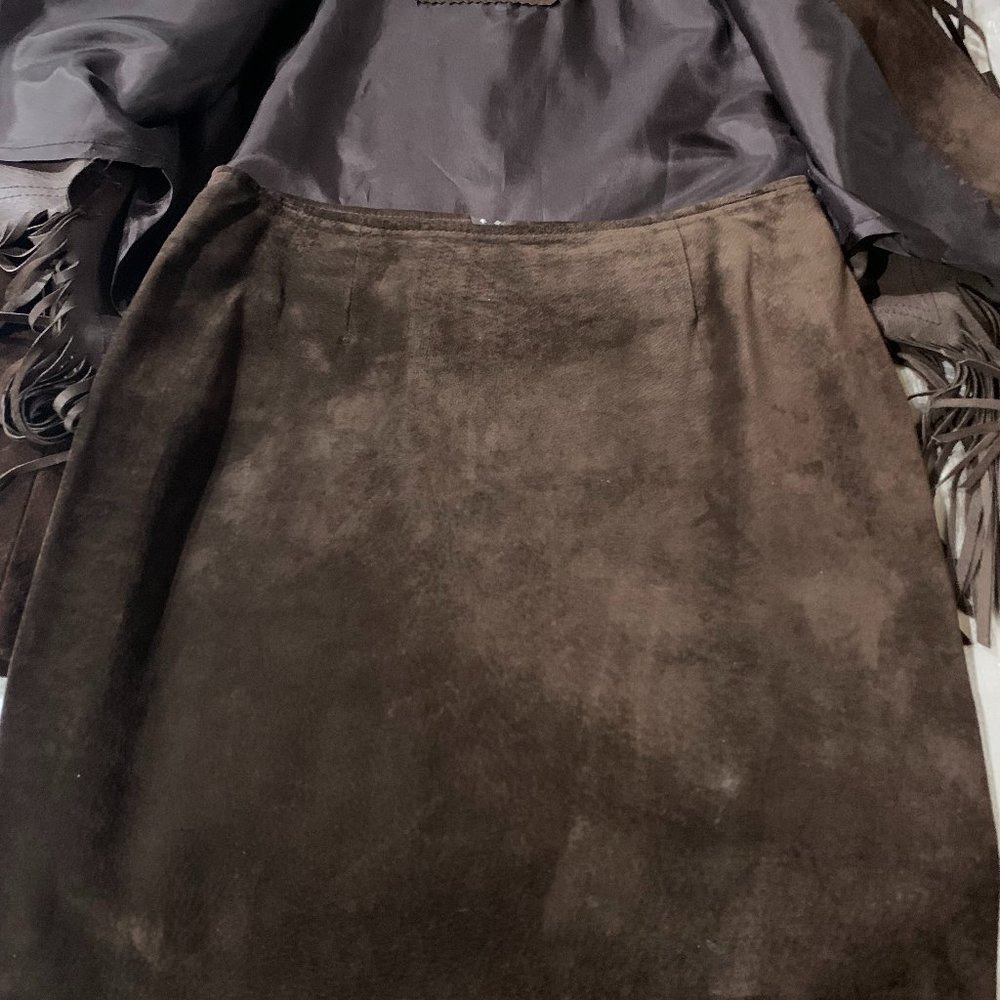 Cache Suede Suite - Picture 7 of 9